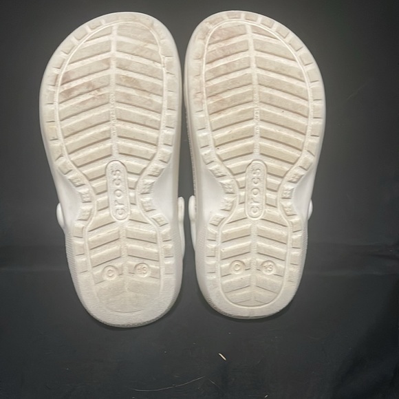 Girls crocs and Birkenstocks selling together - Picture 6 of 6